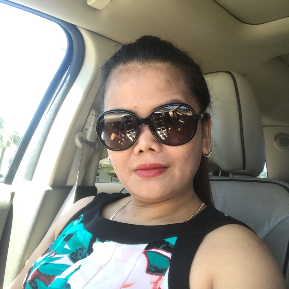 Meet your Posher, Reynalyn